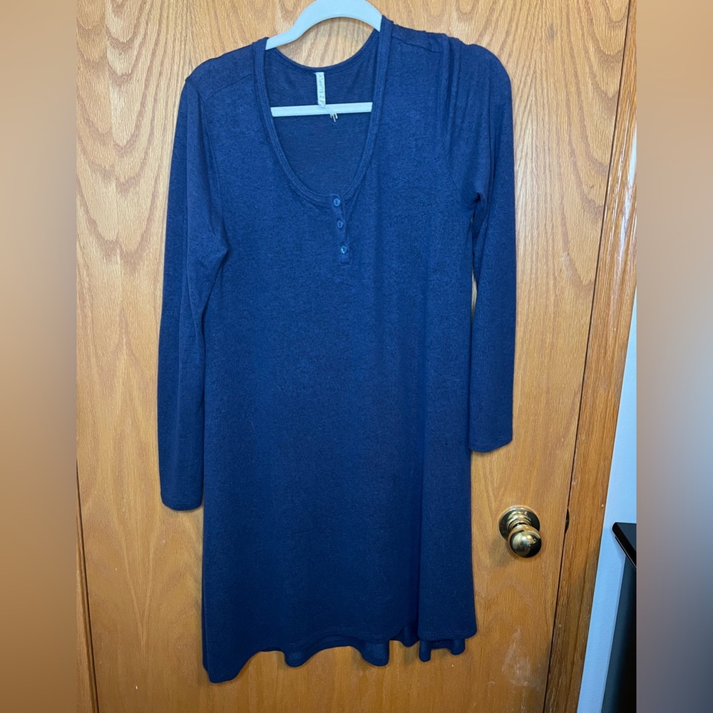 Long sleeve dress